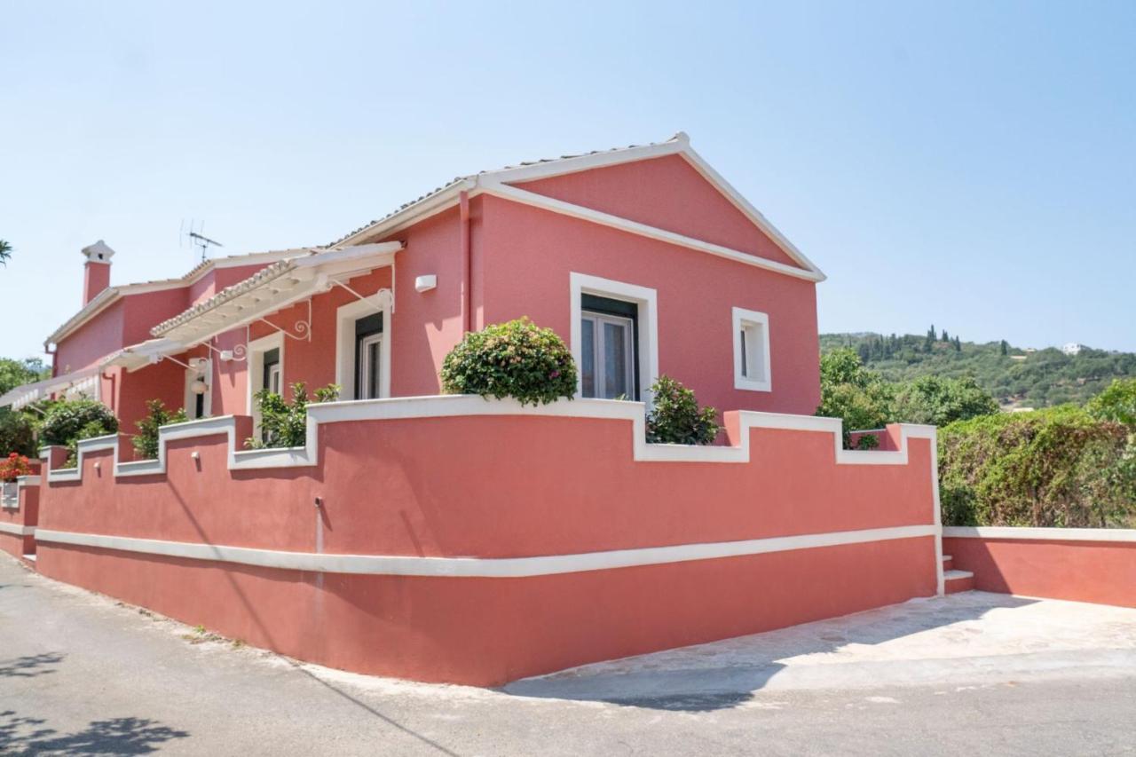 Lefko'S House- Contemporary, Fully Renovated House Villa Kassiopi Eksteriør billede